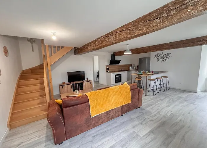 Entre Bressuire & Thouars- By R&g *