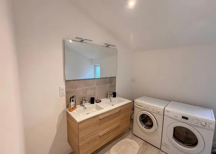 بيت للعطل Entre Bressuire & Thouars- By R&g *